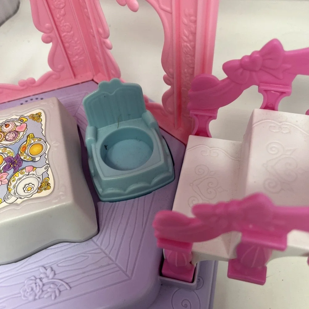 Fisher Price Little People Disney Princess Garden Tea Party Playset 4 Figures